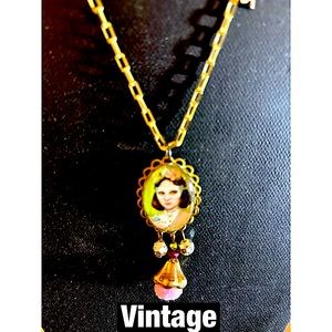 Vintage Necklace with charms Sz 21inches. Gorgeous antique‎